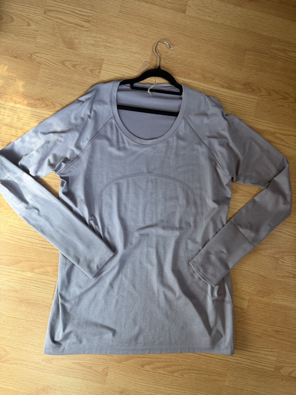 Lululemon Women’s Long-Sleeve Athletic Top - Light purple